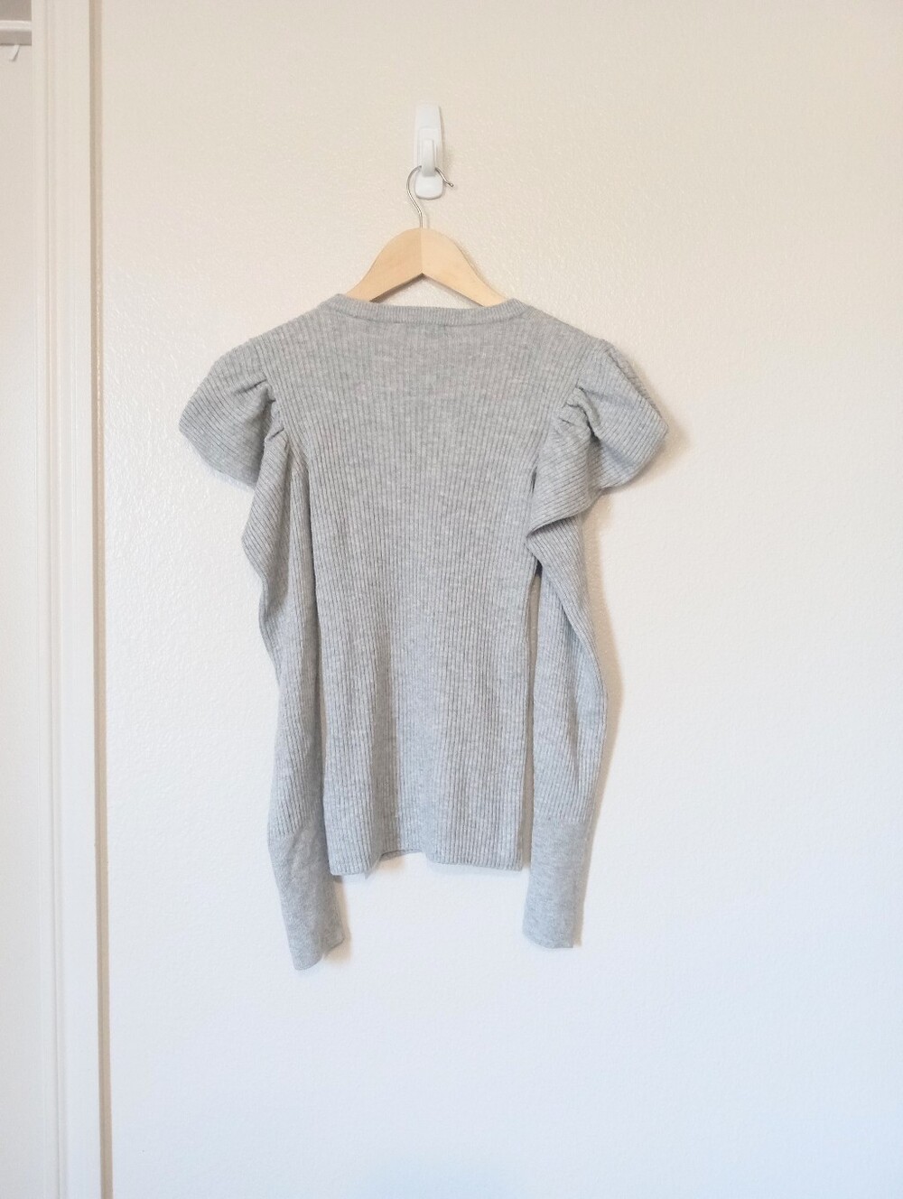 7 For All Mankind Ribbed Gray Knit Puff Sleeve Sweater Top - Picture 8 of 9